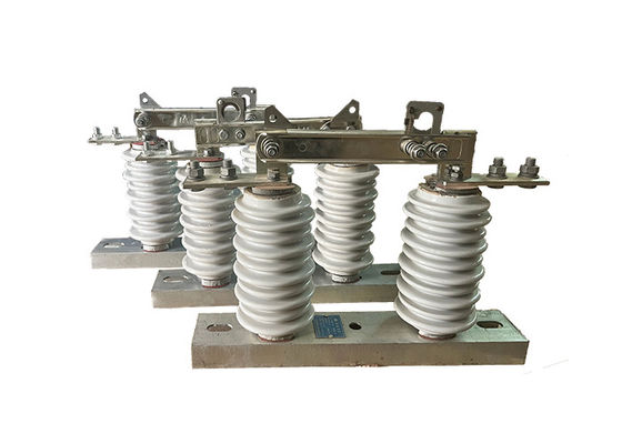 Isolatore elettrico ad alta tensione da 12 kV a 36 kV a singola fase con interruttore di carico esterno utilizzato nei sistemi di distribuzione